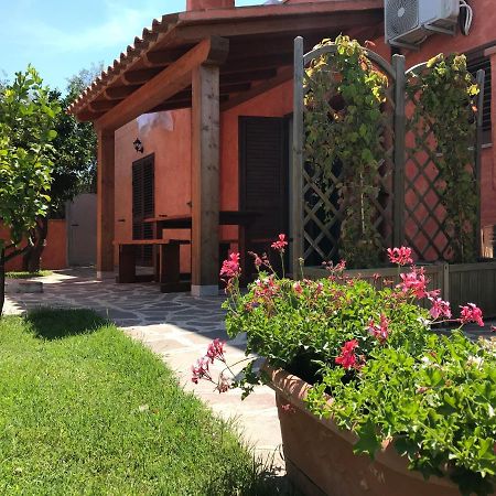 B&B Da Tizy 산테오도로 외부 사진